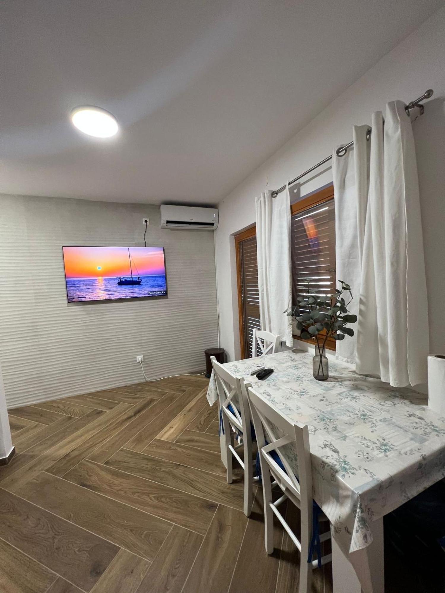 Casa Trussardi Lägenhet Pirovac Exteriör bild